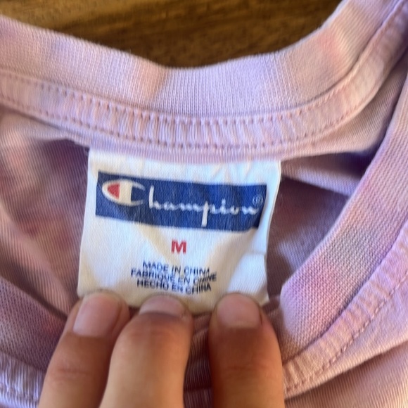 Girls cropped tie-dye Champion shirt - Picture 3 of 4